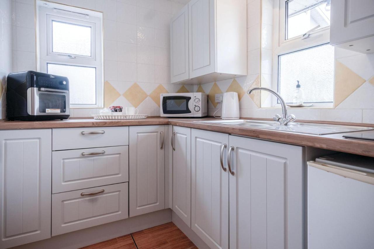 Rose Cottage - 3 Bed Cottage - New Hedges - Tenby Extérieur photo